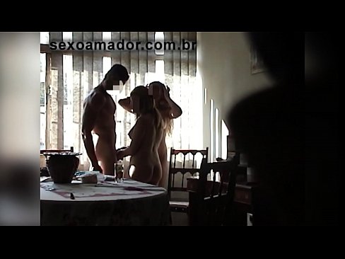❤️ Sexvänner bjuder in en gigantisk man och en trekant med honom ❤❌ Anal video at sv.loanworld.top
